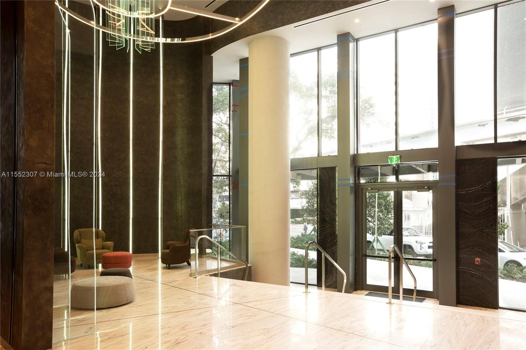 Recently Sold: $3,150,000 (3 beds, 4 baths, 2076 Square Feet)