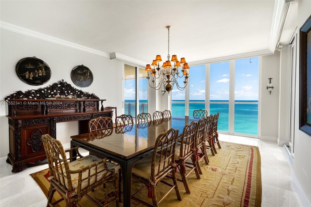 For Sale: $6,200,000 (3 beds, 4 baths, 5210 Square Feet)