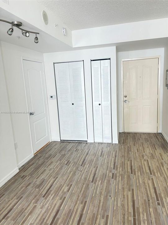 Недавно арендовано: $2,000 (1 спален, 1 ванн, 685 Квадратных фут)