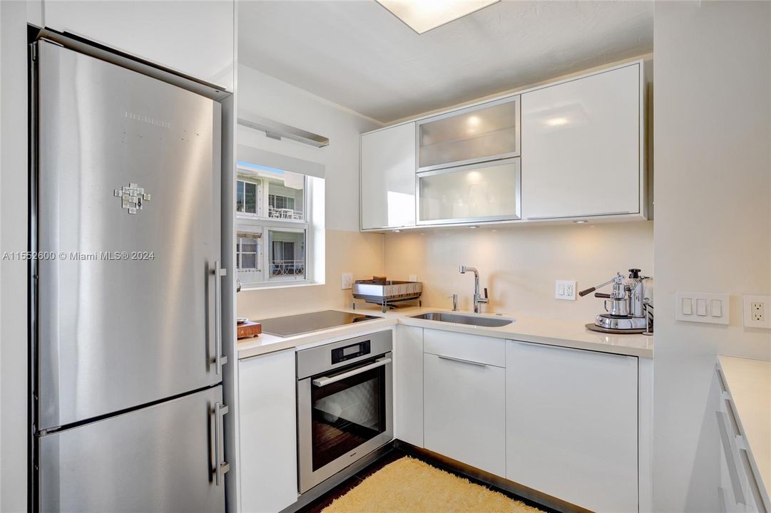 最近售出: $430,000 (2 贝兹, 2 浴室, 1000 平方英尺)