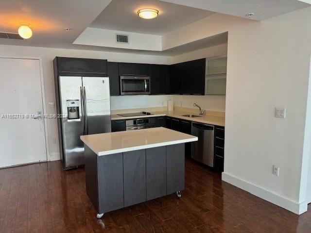 For Sale: $579,000 (2 beds, 2 baths, 1129 Square Feet)