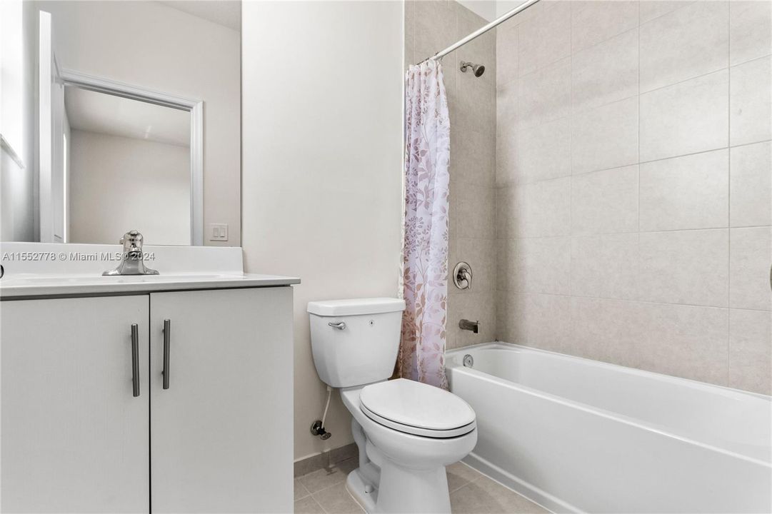 Недавно арендовано: $2,950 (3 спален, 3 ванн, 1332 Квадратных фут)