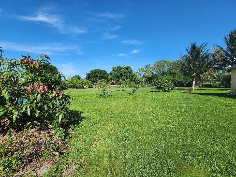 Vendido Recientemente: $489,000 (3 camas, 2 baños, 0 Pies cuadrados)