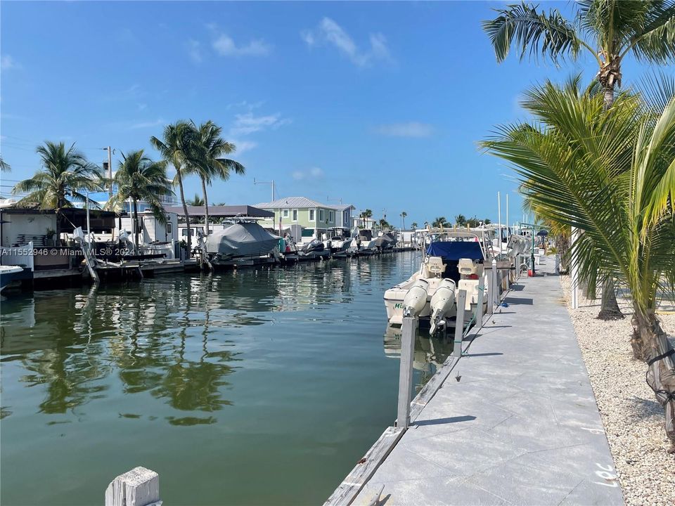 Vendido Recientemente: $650,000 (0.50 acres)