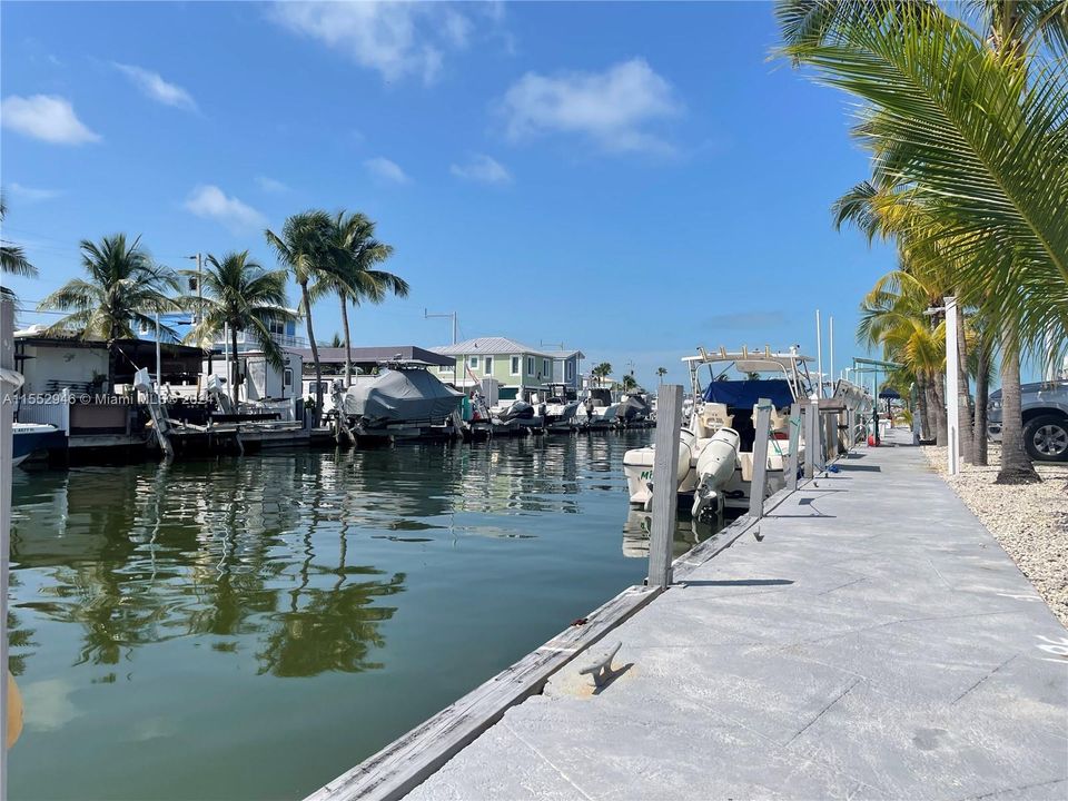 Vendido Recientemente: $650,000 (0.50 acres)