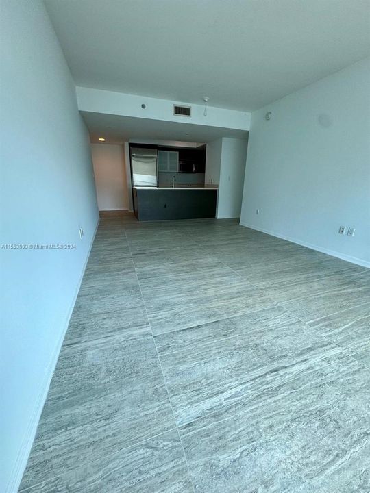 Recently Rented: $3,300 (1 beds, 1 baths, 754 Square Feet)