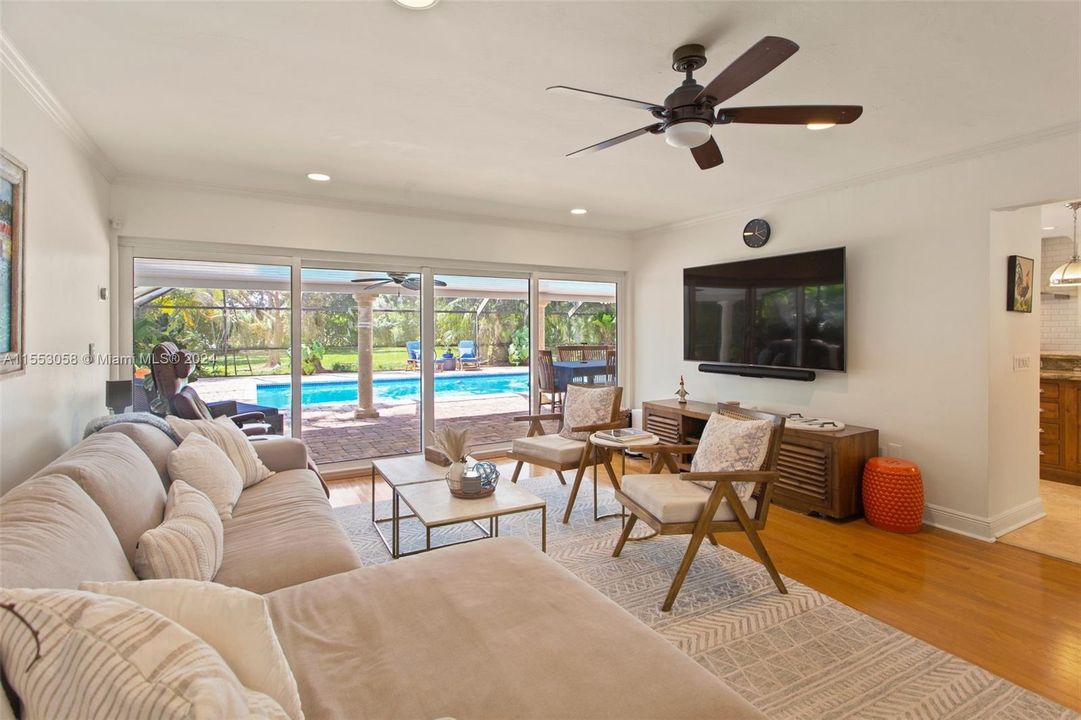 Active With Contract: $2,350,000 (4 beds, 2 baths, 2229 Square Feet)