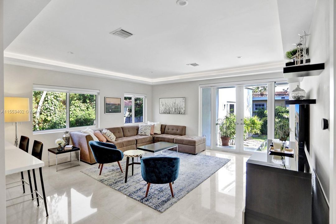 For Sale: $1,575,000 (4 beds, 3 baths, 2282 Square Feet)