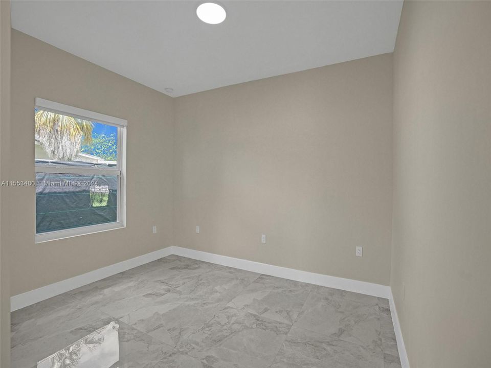 Recently Rented: $3,200 (3 beds, 2 baths, 0 Square Feet)