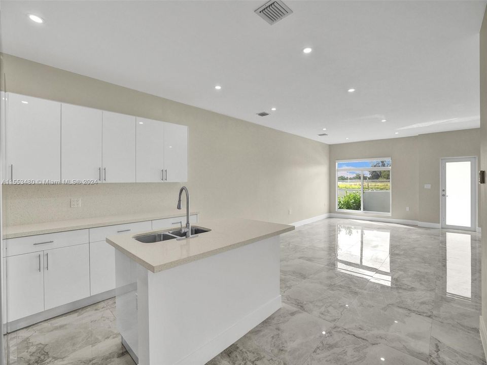 Recently Rented: $3,200 (3 beds, 2 baths, 0 Square Feet)