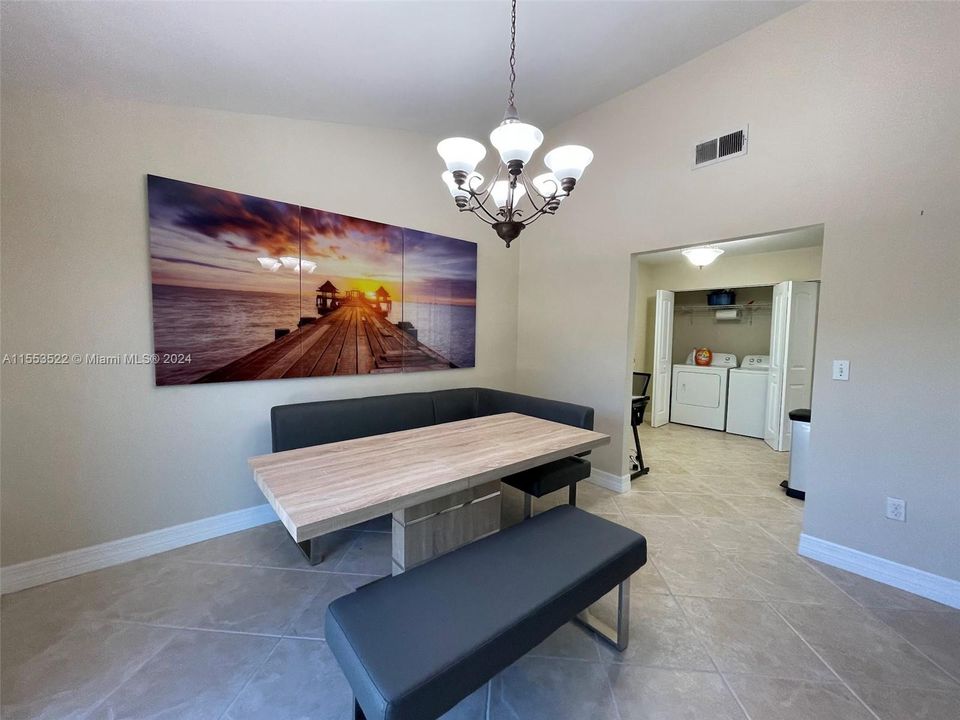 Recently Rented: $3,500 (3 beds, 2 baths, 0 Square Feet)