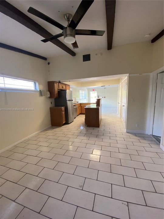 Vendido Recientemente: $715,000 (0 camas, 0 baños, 2268 Pies cuadrados)