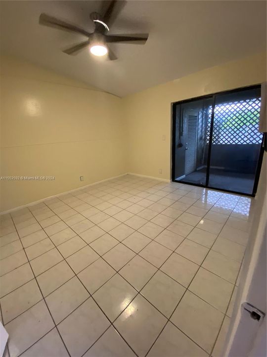 Vendido Recientemente: $715,000 (0 camas, 0 baños, 2268 Pies cuadrados)