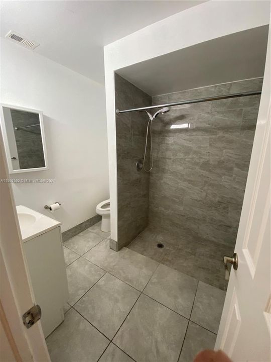 Vendido Recientemente: $715,000 (0 camas, 0 baños, 2268 Pies cuadrados)