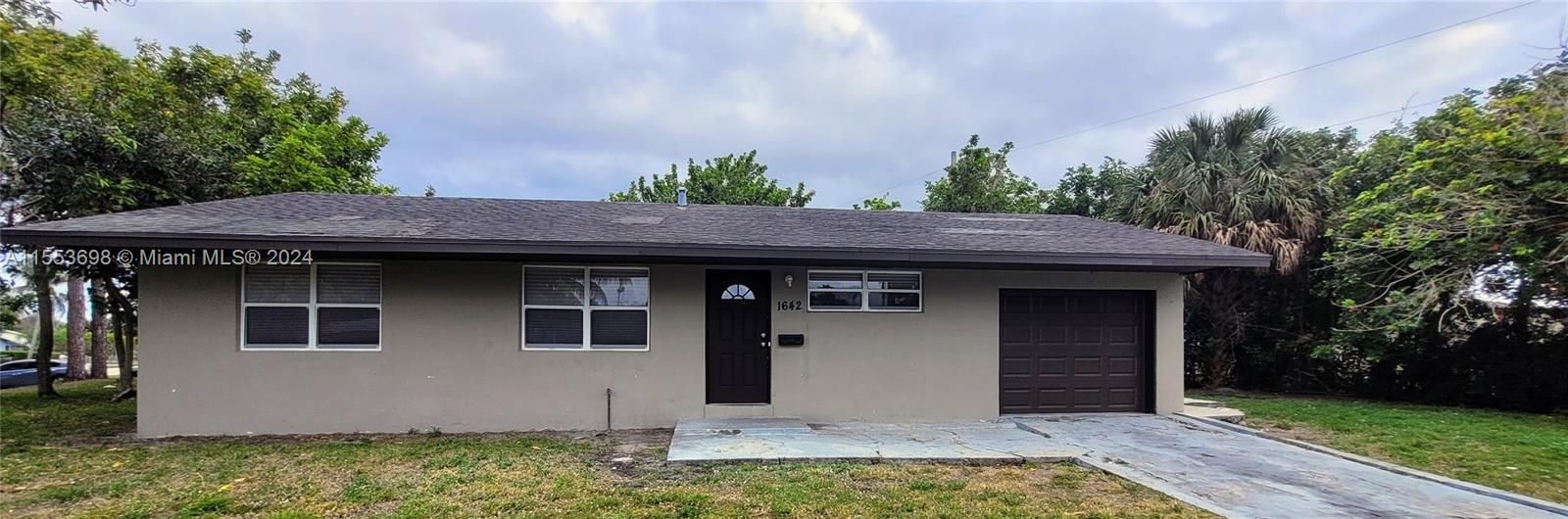 最近租的: $2,550 (3 贝兹, 2 浴室, 1120 平方英尺)