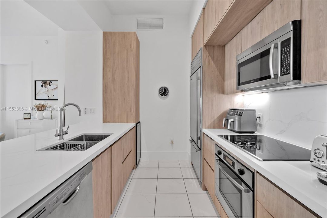 Недавно арендовано: $6,500 (2 спален, 2 ванн, 1289 Квадратных фут)