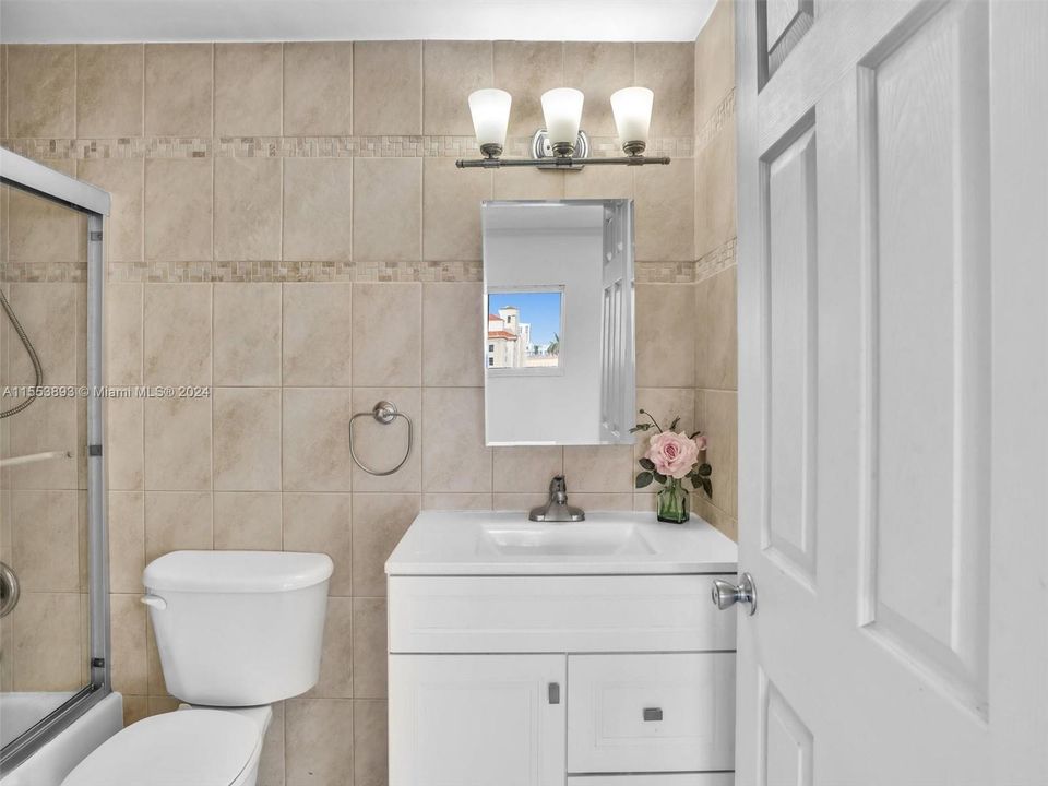 Recientemente alquilado: $2,500 (1 camas, 1 baños, 750 Pies cuadrados)