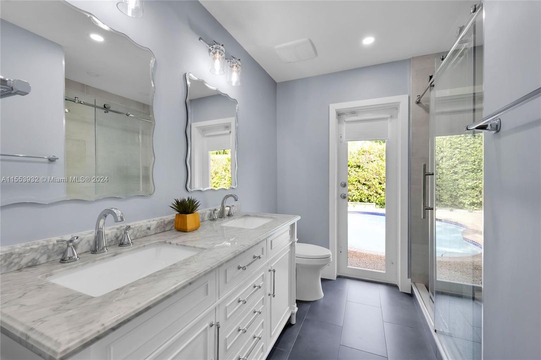 Active With Contract: $1,095,000 (4 beds, 2 baths, 2124 Square Feet)