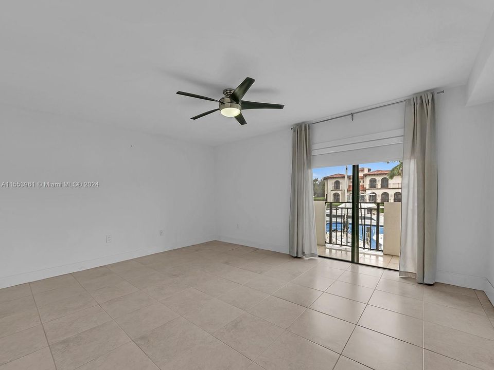 Recently Rented: $3,500 (2 beds, 2 baths, 1298 Square Feet)