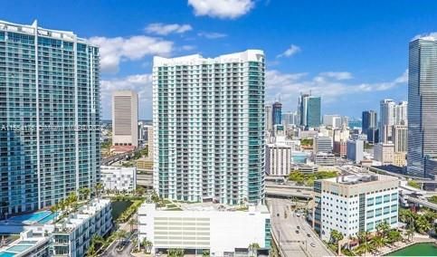 Recently Sold: $409,900 (1 beds, 1 baths, 820 Square Feet)
