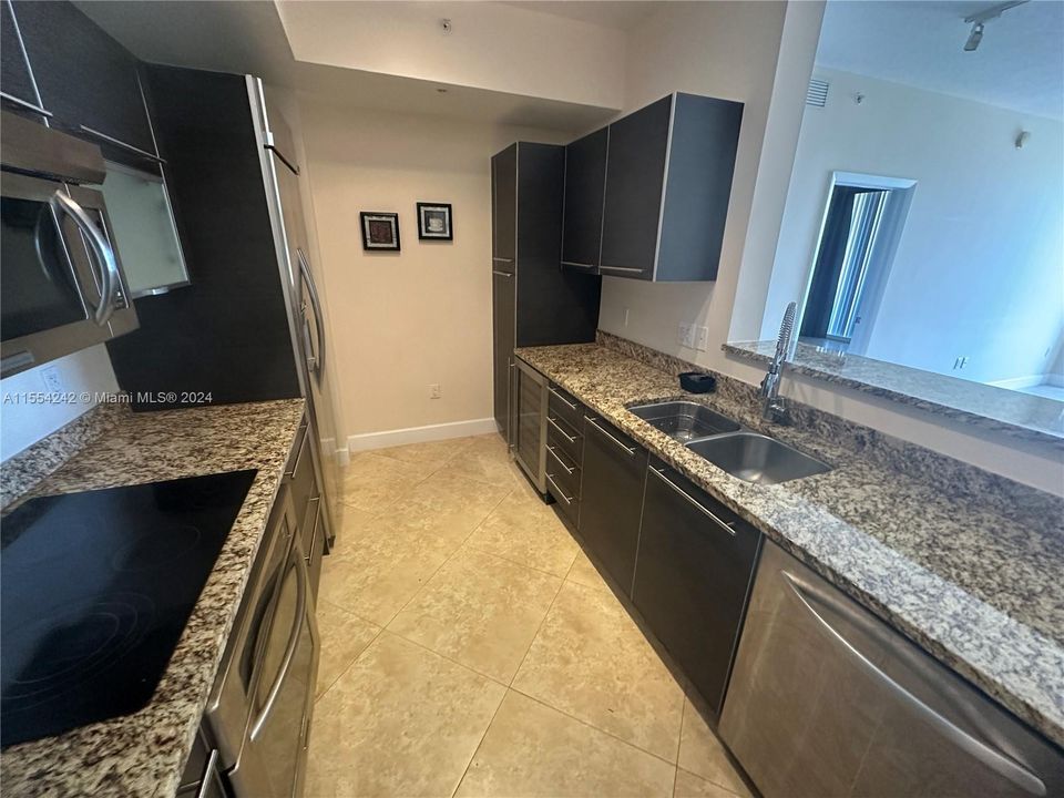 Recently Sold: $620,000 (2 beds, 2 baths, 1120 Square Feet)