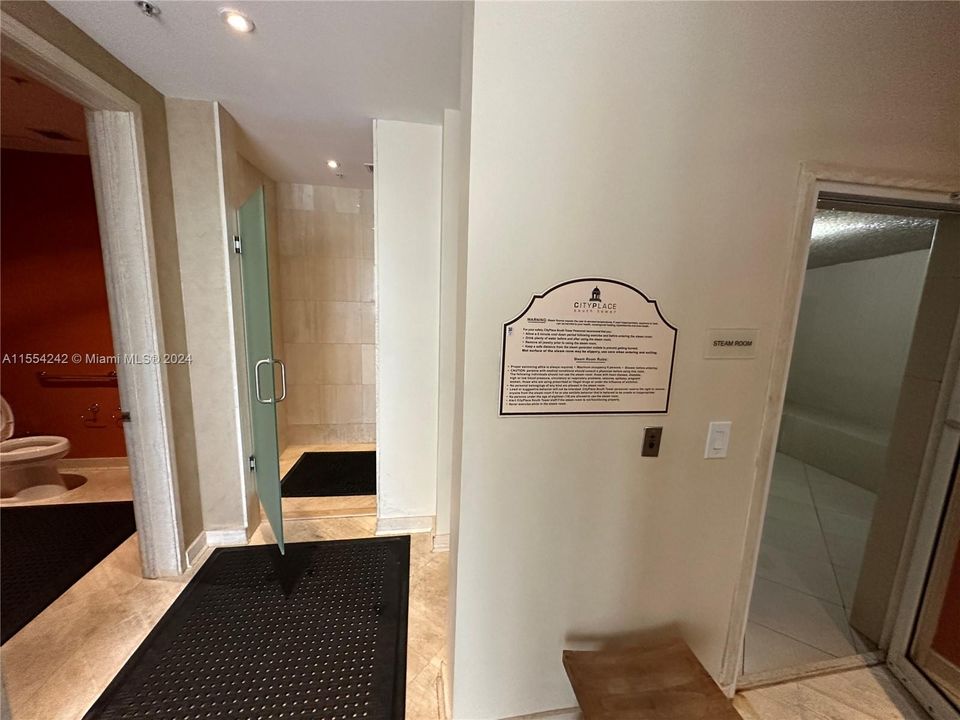 Recently Sold: $620,000 (2 beds, 2 baths, 1120 Square Feet)