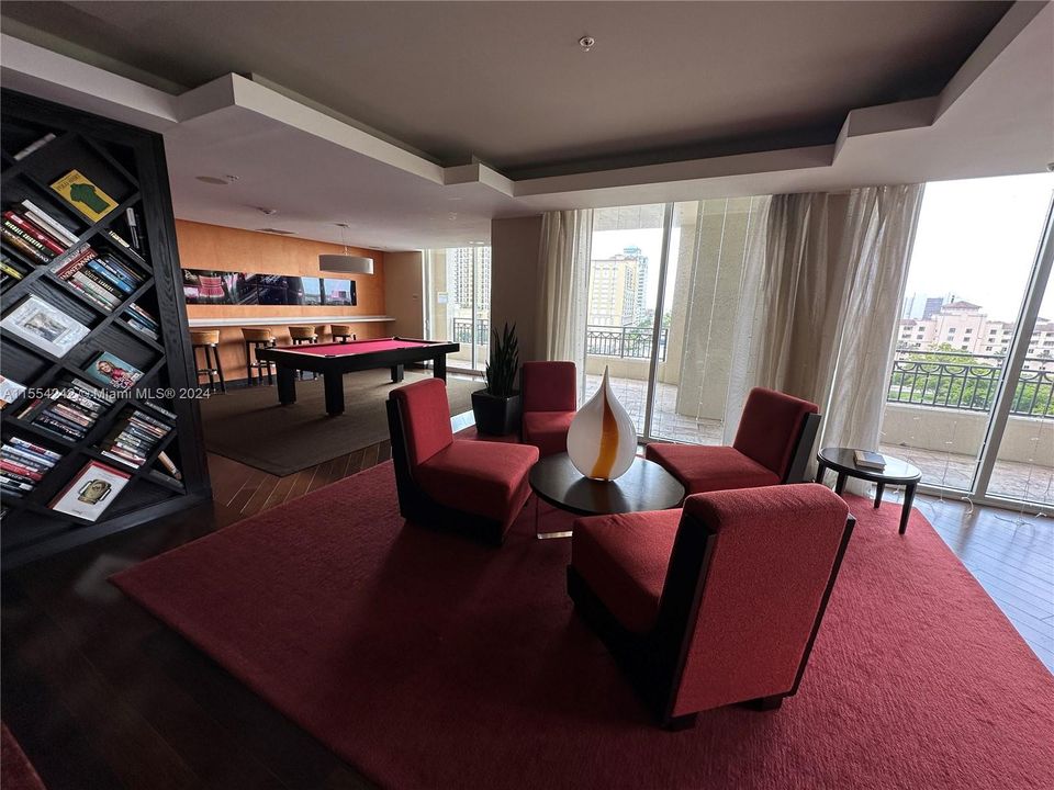 Recently Sold: $620,000 (2 beds, 2 baths, 1120 Square Feet)