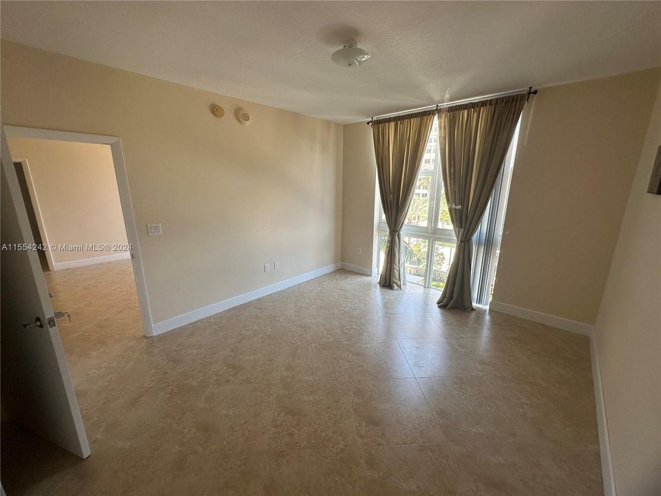 Recently Sold: $620,000 (2 beds, 2 baths, 1120 Square Feet)