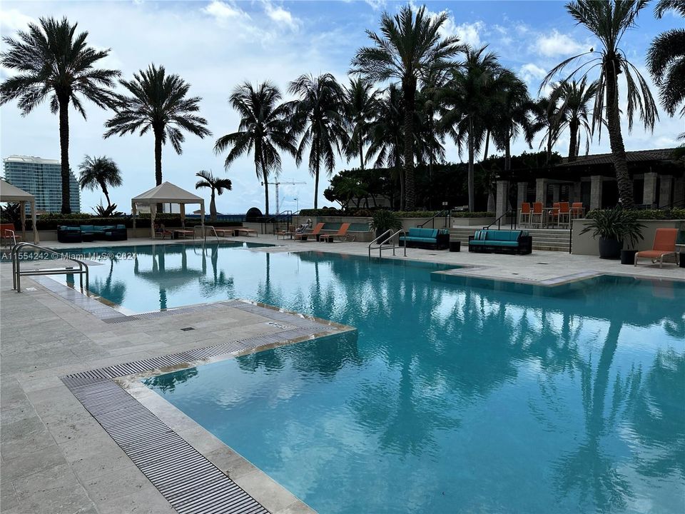 Recently Sold: $620,000 (2 beds, 2 baths, 1120 Square Feet)