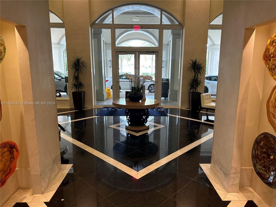 Recently Sold: $620,000 (2 beds, 2 baths, 1120 Square Feet)