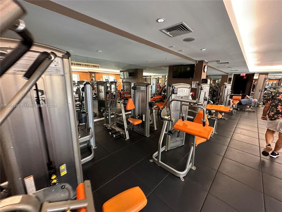 Recently Sold: $620,000 (2 beds, 2 baths, 1120 Square Feet)