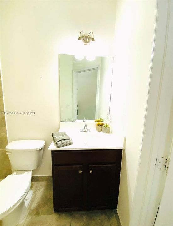 Recently Rented: $2,850 (3 beds, 2 baths, 1338 Square Feet)