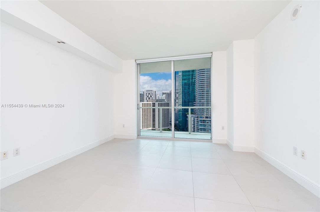 Recientemente alquilado: $3,150 (1 camas, 1 baños, 754 Pies cuadrados)