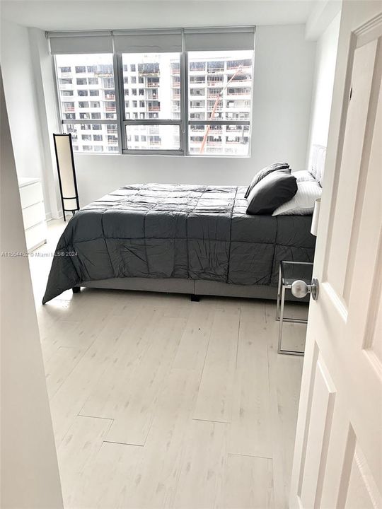 Recently Rented: $2,790 (1 beds, 1 baths, 726 Square Feet)