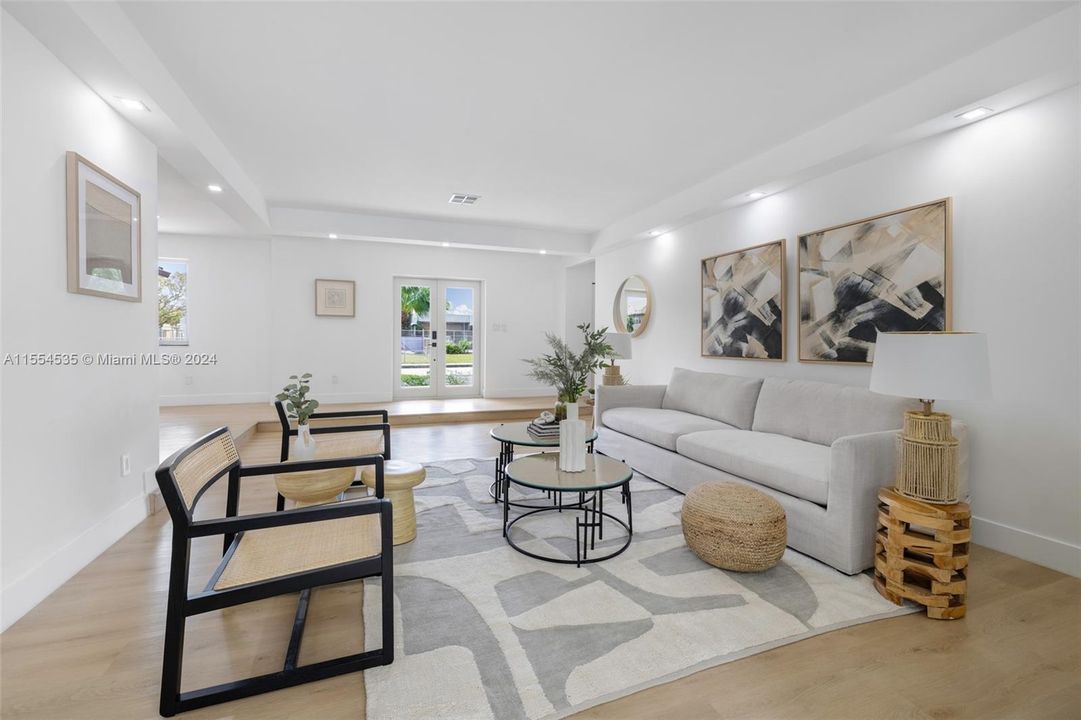 Active With Contract: $1,350,000 (4 beds, 3 baths, 3207 Square Feet)