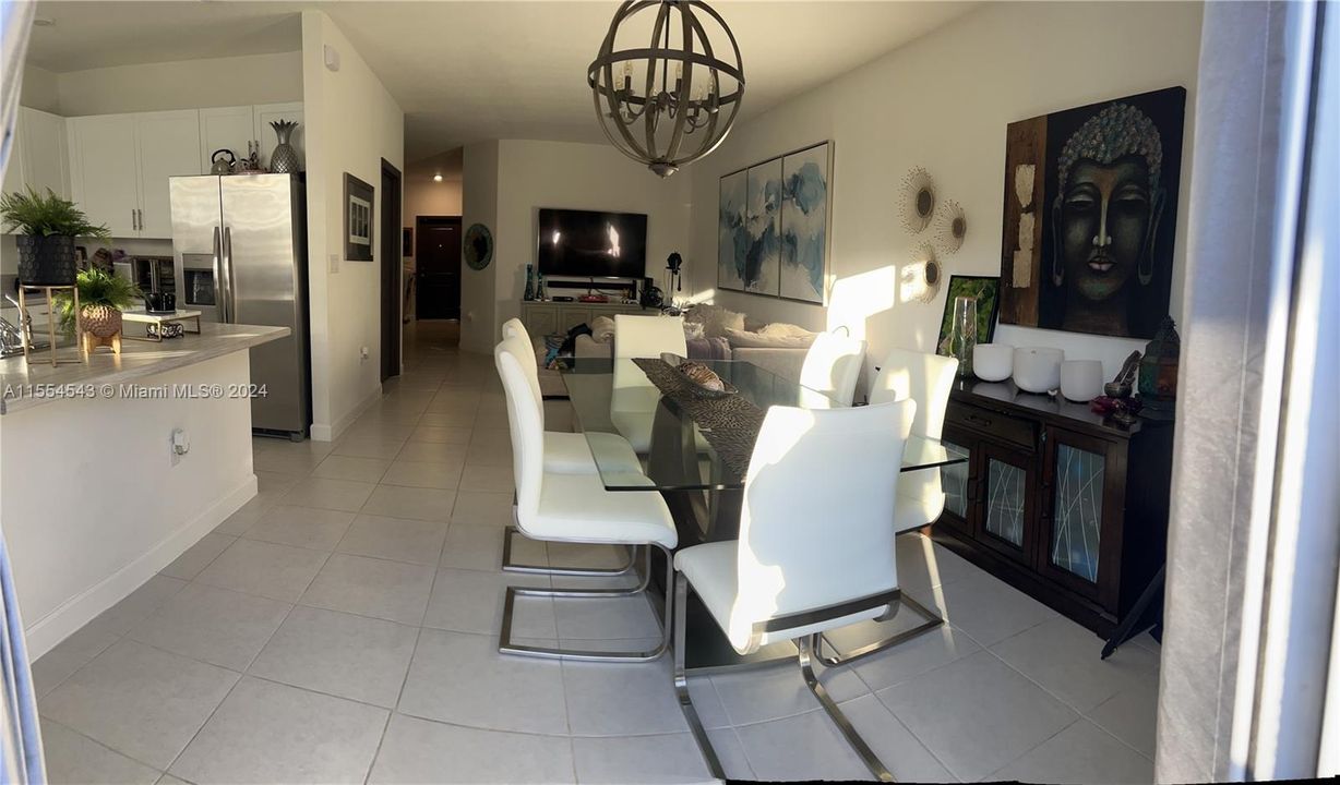 For Sale: $449,000 (3 beds, 2 baths, 1827 Square Feet)