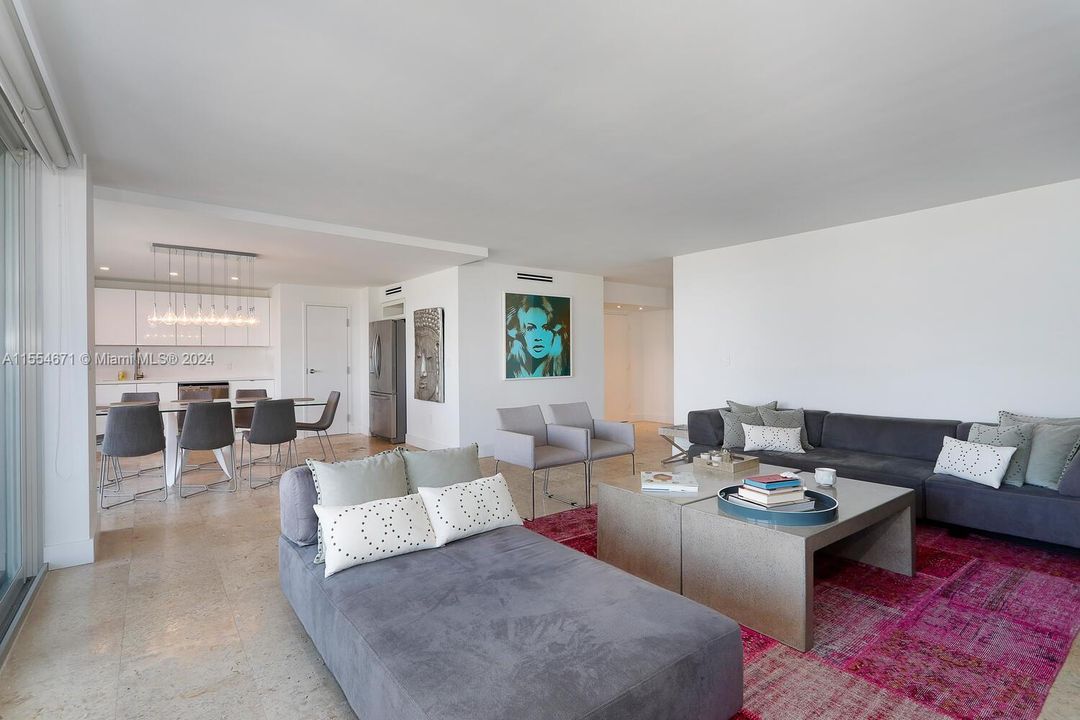 For Sale: $1,995,000 (2 beds, 2 baths, 1875 Square Feet)