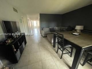 For Sale: $330,000 (2 beds, 2 baths, 1231 Square Feet)