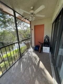 Active With Contract: $330,000 (2 beds, 2 baths, 1231 Square Feet)