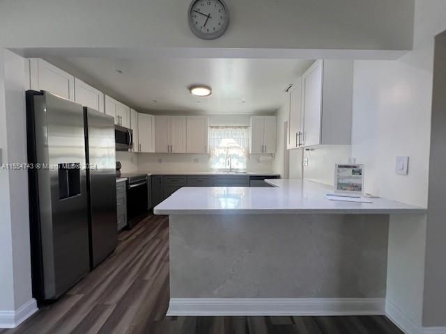 For Sale: $495,000 (3 beds, 2 baths, 1550 Square Feet)