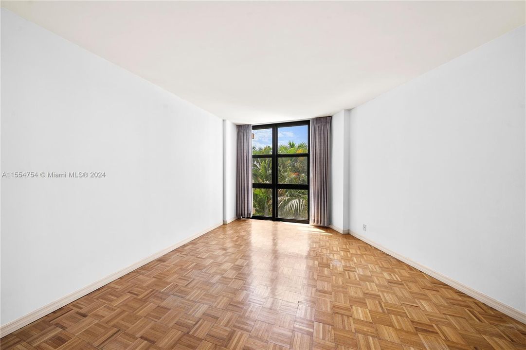 For Sale: $845,000 (2 beds, 2 baths, 1409 Square Feet)