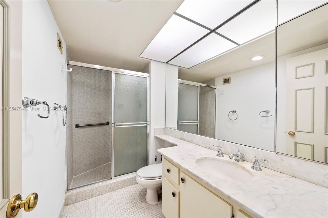 待售: $845,000 (2 贝兹, 2 浴室, 1409 平方英尺)
