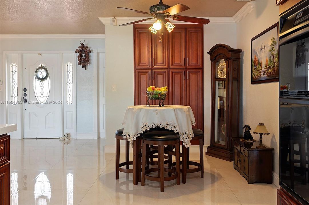 Kitchen/Dinning Area