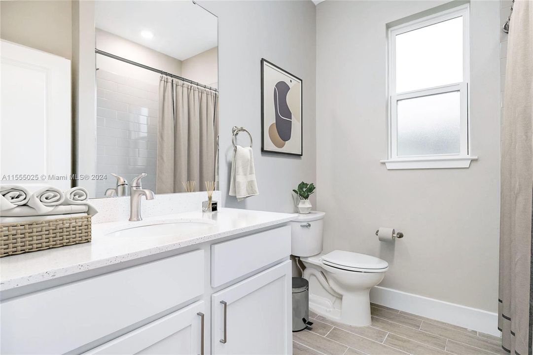 For Sale: $379,900 (3 beds, 2 baths, 1779 Square Feet)