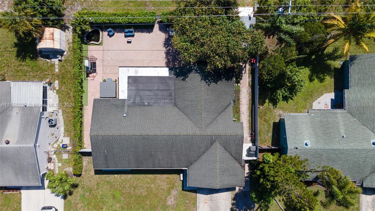 Vendido Recientemente: $590,000 (3 camas, 2 baños, 1675 Pies cuadrados)