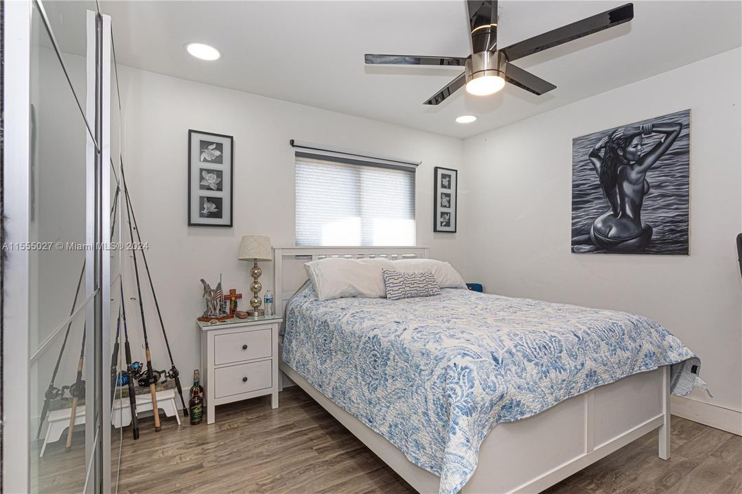 Vendido Recientemente: $590,000 (3 camas, 2 baños, 1675 Pies cuadrados)