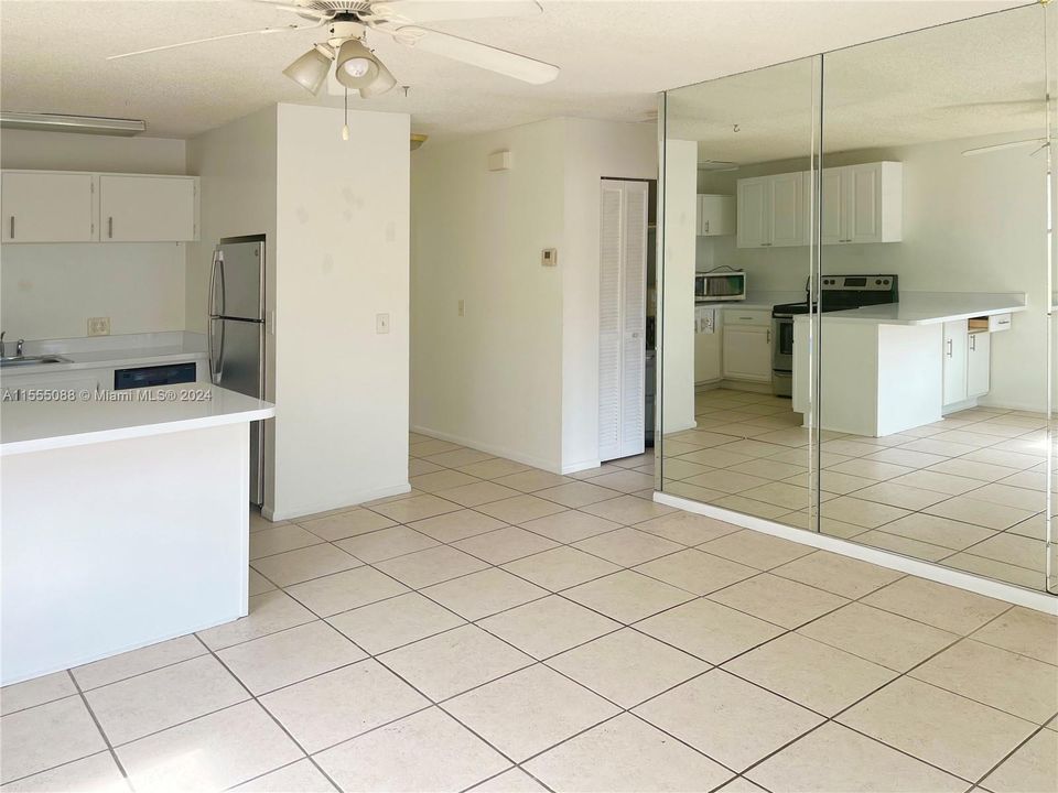 Recently Rented: $1,950 (1 beds, 1 baths, 500 Square Feet)