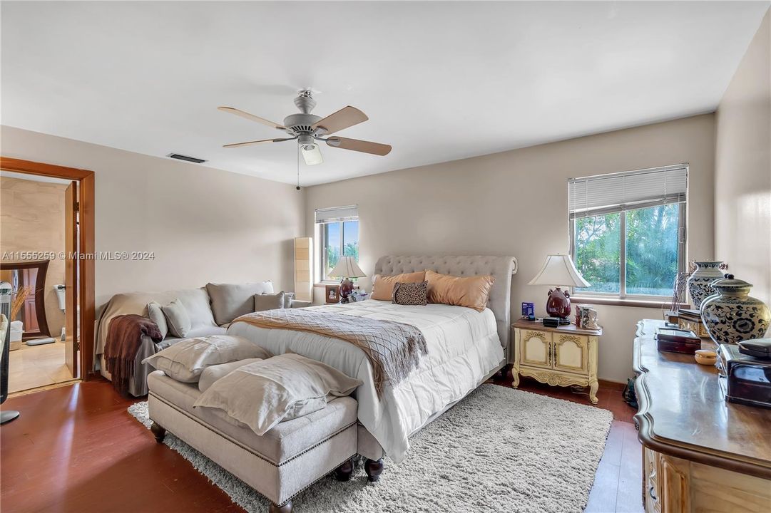 Active With Contract: $1,150,000 (4 beds, 3 baths, 3851 Square Feet)