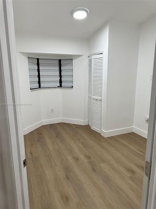 Recently Rented: $2,580 (3 beds, 2 baths, 817 Square Feet)