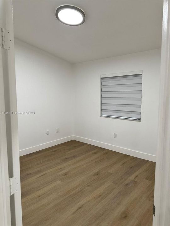 Recently Rented: $2,580 (3 beds, 2 baths, 817 Square Feet)